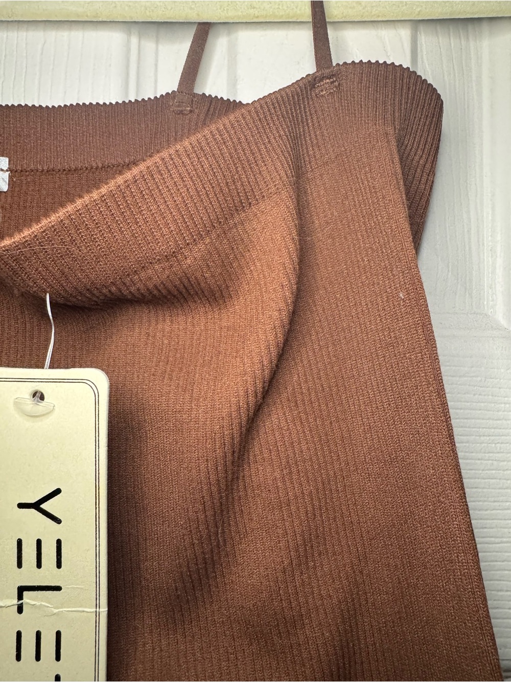 Yelete Brown Ribbed basic Tank - Picture 4 of 5